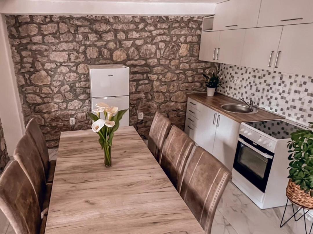 Apartmani Dumezic Bar Quarto foto